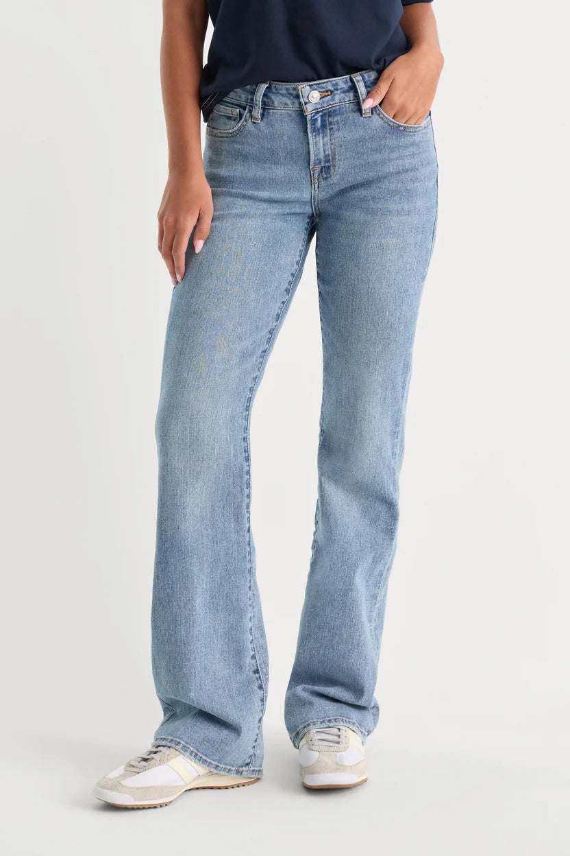 maxwell james good american low rise bootcut jeans denim whisper fall transition new 