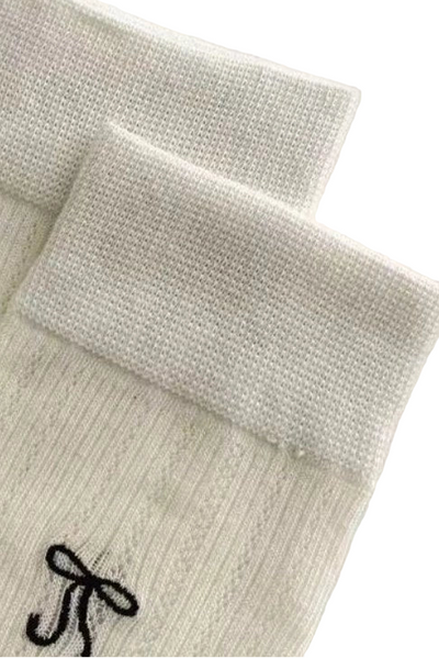 maxwell-james-jeans-bow-socks-ivory-with-black-embroidered-bow