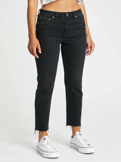 maxwell-james-jeans-daze-denim-daily-driver-inked-denim-jeans-black