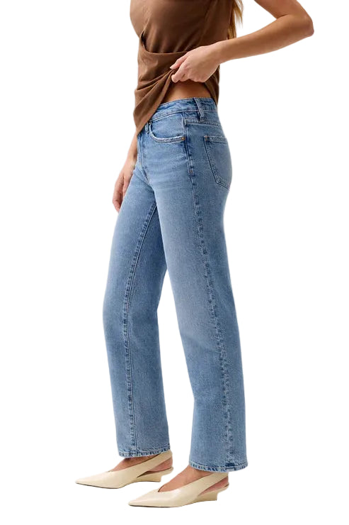pistola Aleks Mid rise straight long jean in medium denim wash with light heels and a brown top