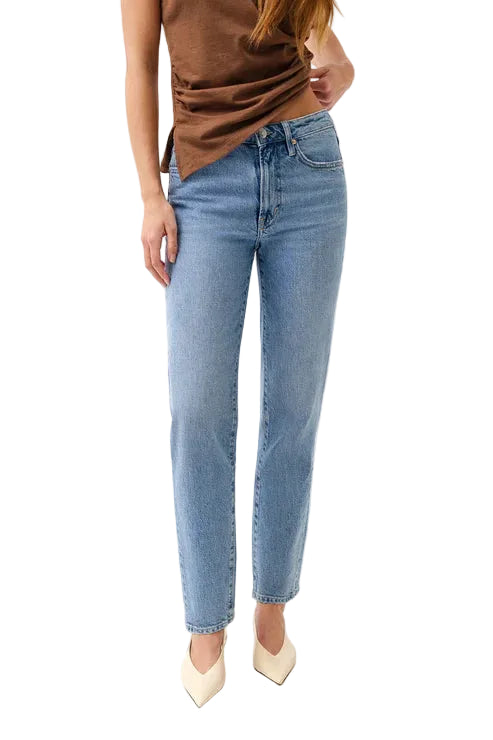 pistola Aleks Mid rise straight long jean in medium denim wash with light heels and a brown top