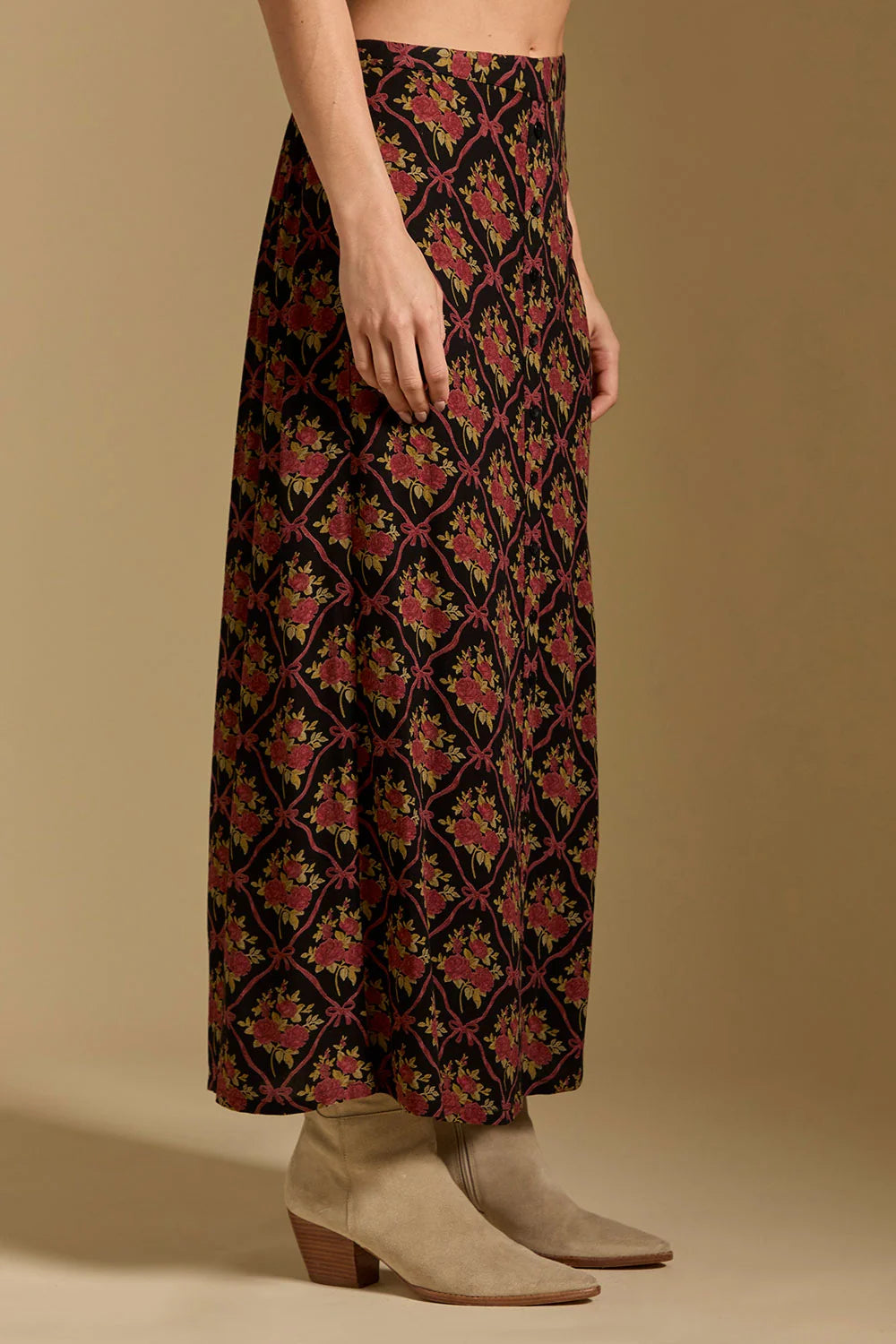 saltwater Luxe Nolla midi woven button front skirt black with red motif pattern