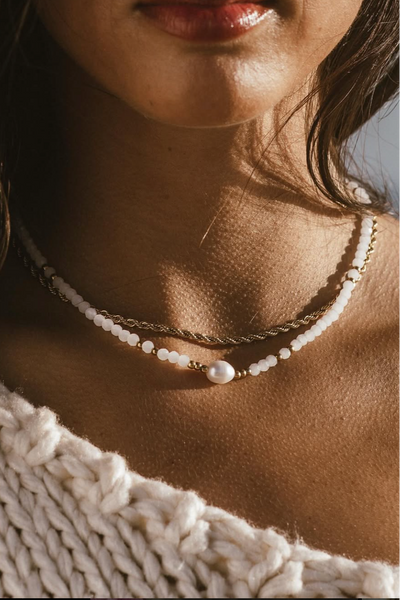 maxwell-james-jeans-raising-surfers-south-beach-necklace-pearl-beach-shells-jewlery-accessories
