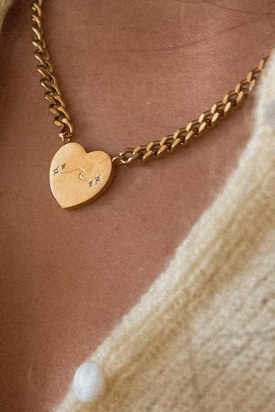 maxwell-james-jeans-raising-surfers-power-of-the-wave-necklace-jewlery-accessories