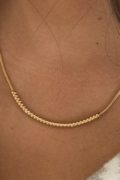 maxwell-james-jeans-raising-surfers-the-collins-necklace-gold