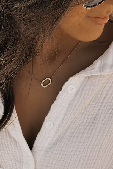 maxwell-james-jeans-raising-surfers-the-ky-necklace