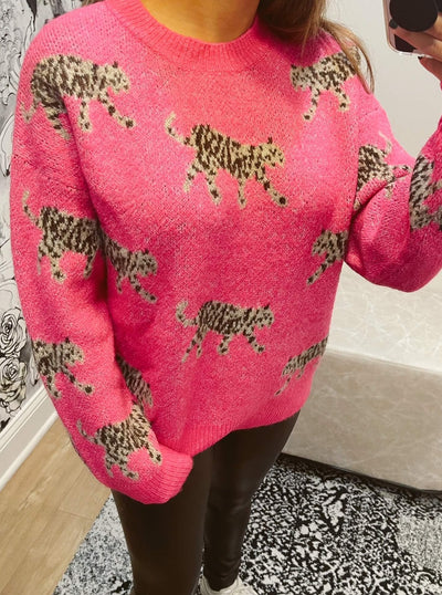maxwell-james-stanton-tiger-motif-relaxed-pink-sweater