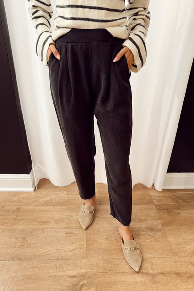 maxwell-james-jeans-bella-dahl-clean-lines-slouch-trouser-bottoms-pants-charcoal