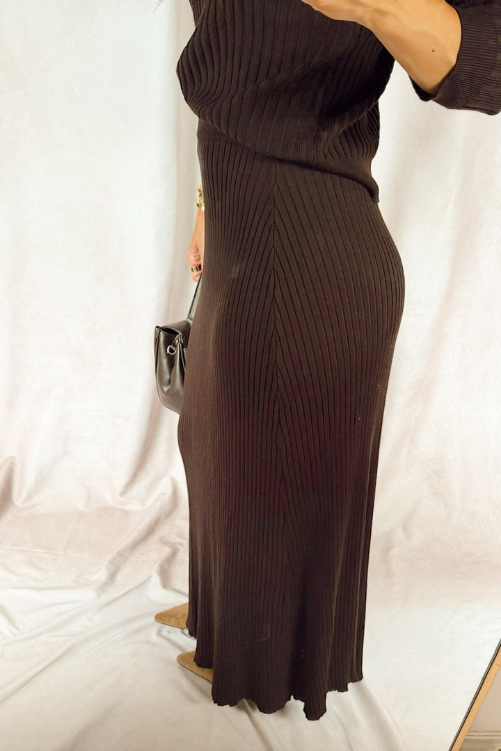 John and Jenn gia brown long sleeve ribbed shirt with cream contrast button color and a matching brown Maxi skirt