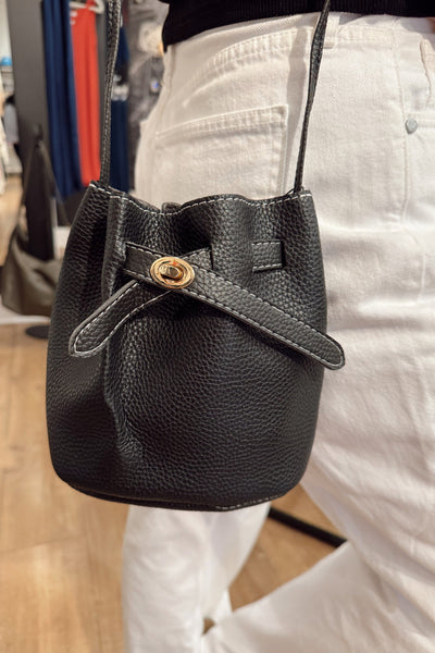 maxwell-james-bucket-bag-handbag-latch-front-crossbody-shoulder