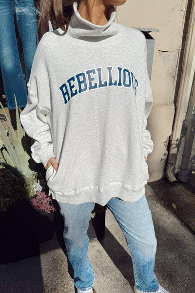 maxwell-james-jeans-raw-&-rebellious-manifest-rebellious-mockneck-heather-grey