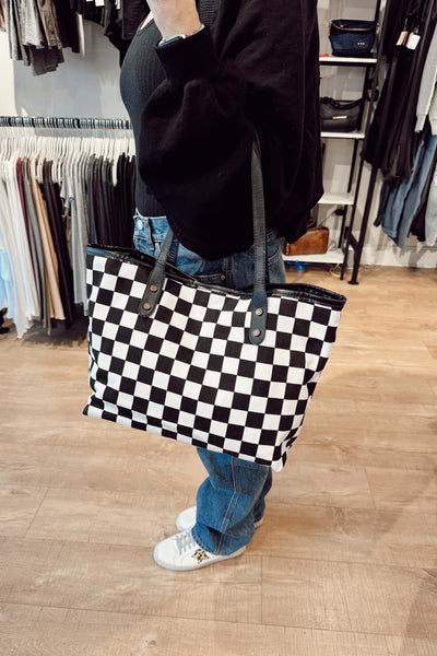 maxwell-james-black-and-white-checker-checkered-totebag-handbag