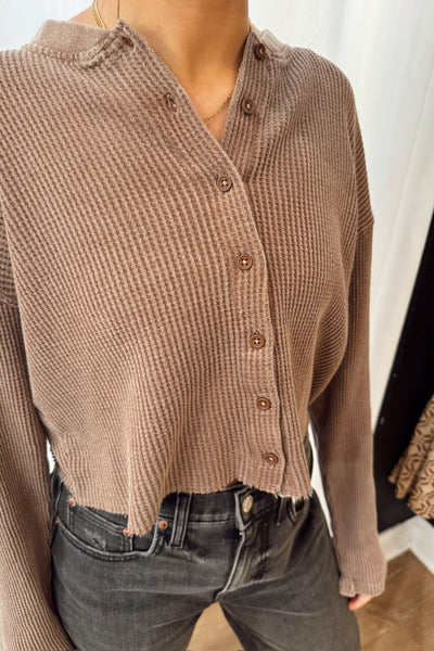 maxwell-james-jeans-stanton-waffle-knit-cropped-waffle-shirt-top