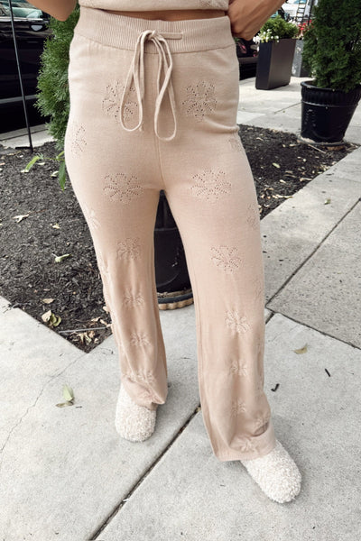 maxwell-james-jeans-stanton-floral-wide-leg-bottoms-sweatpants-pants