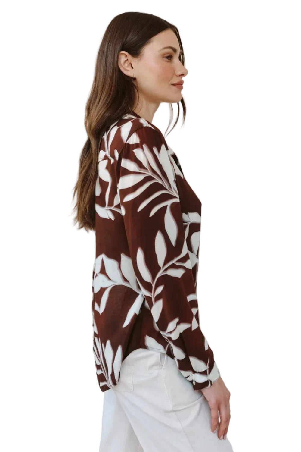 bella Dahl classic Button down botanical blue print with white pants