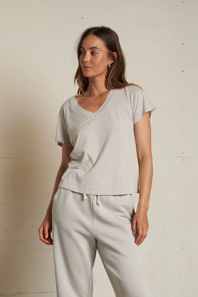 maxwell-james-perfect-white-tee-hendrix-crispy-lightweight-cotton-boxy-v-neck-tee-silver