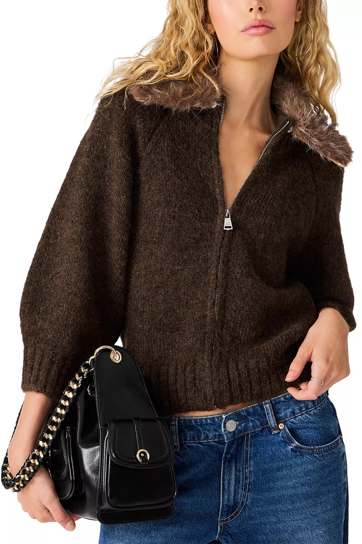 steve madden odessa zip up knit sweater with a faux fur collar in espresso brown with denim jeans and a black leather handbag